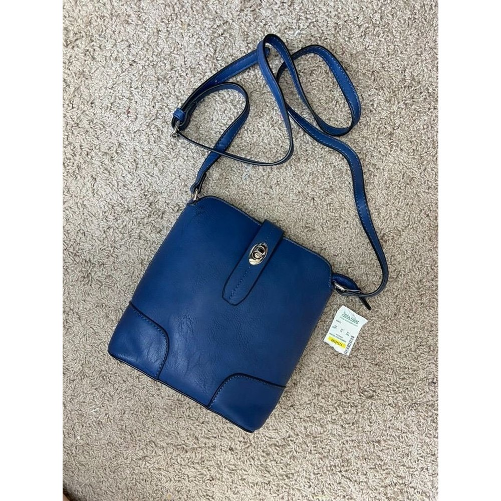 Stein Mart NWT blue crossbody faux leather‎ small bucket bag purse